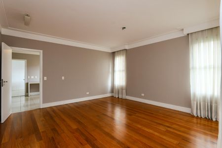 Apartamento à venda com 240m², 3 quartos e 4 vagas Apartamento à venda com 240m², 3 quartos e 4 vagasSala