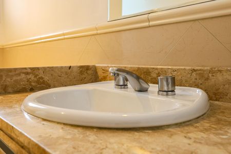 Apartamento à venda com 240m², 3 quartos e 4 vagas Apartamento à venda com 240m², 3 quartos e 4 vagasBanheiro da Suíte 1