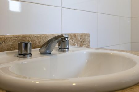 Apartamento à venda com 240m², 3 quartos e 4 vagas Apartamento à venda com 240m², 3 quartos e 4 vagasBanheiro da Suíte 3