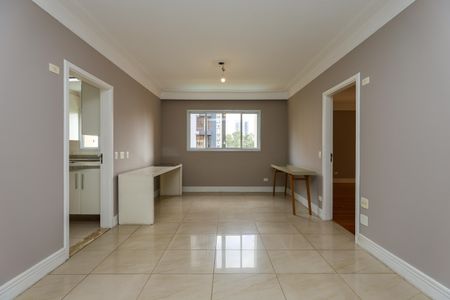 Apartamento à venda com 240m², 3 quartos e 4 vagas Apartamento à venda com 240m², 3 quartos e 4 vagasCopa