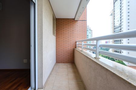 Apartamento à venda com 240m², 3 quartos e 4 vagas Apartamento à venda com 240m², 3 quartos e 4 vagasSuíte 1