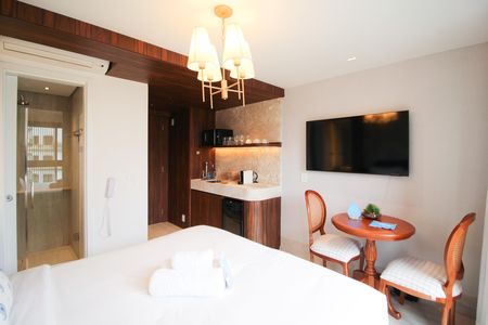 Banheiro de kitnet/studio à venda com 1 quarto, 22m² em Indianópolis, São Paulo