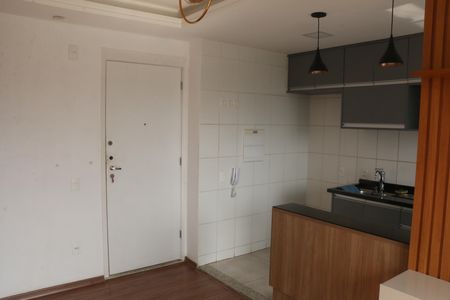 sala de apartamento para alugar com 2 quartos, 47m² em Moquetá, Nova Iguaçu