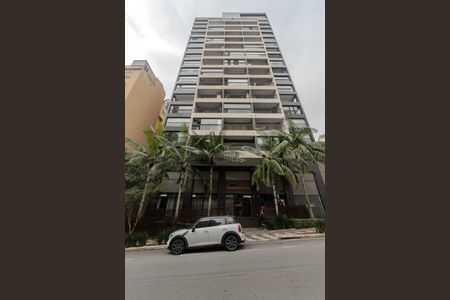 Studio para alugar com 42m², 1 quarto e sem vaga Studio para alugar com 42m², 1 quarto e sem vagaFachada