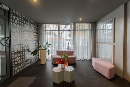 Studio para alugar com 42m², 1 quarto e sem vaga Studio para alugar com 42m², 1 quarto e sem vagaHall de entrada