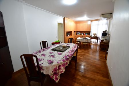 Apartamento à venda com 224m², 4 quartos e 2 vagasSala 2