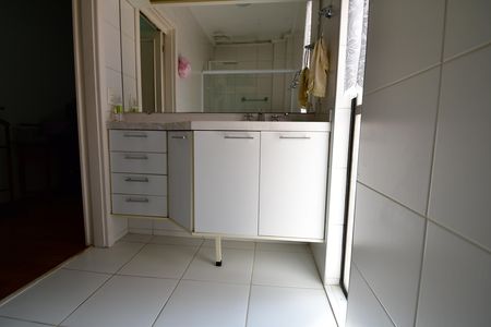 Apartamento à venda com 224m², 4 quartos e 2 vagasBanheiro Suíte