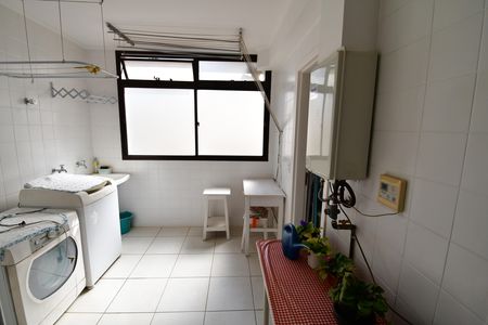 Apartamento à venda com 224m², 4 quartos e 2 vagasÁrea de Serviço