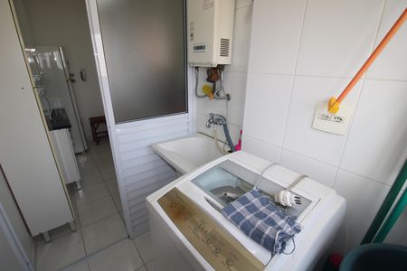 Apartamento à venda com 60m², 2 quartos e 1 vagaÁrea de Serviço
