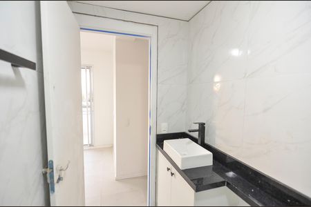 Apartamento à venda com 65m², 3 quartos e 1 vaga Apartamento à venda com 65m², 3 quartos e 1 vagaBanheiro Social