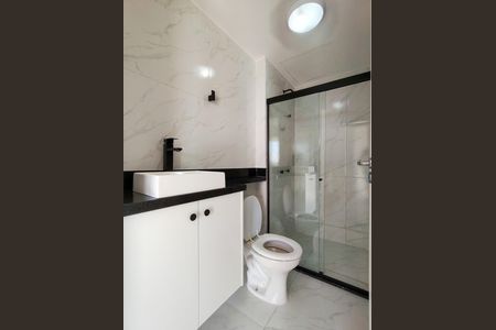 Apartamento à venda com 65m², 3 quartos e 1 vaga Apartamento à venda com 65m², 3 quartos e 1 vagaBanheiro social