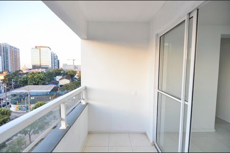 Apartamento à venda com 65m², 3 quartos e 1 vaga Apartamento à venda com 65m², 3 quartos e 1 vagaSala