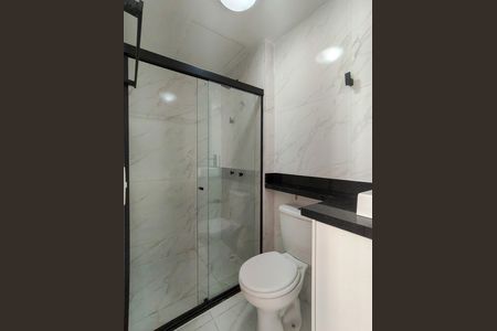 Apartamento à venda com 65m², 3 quartos e 1 vaga Apartamento à venda com 65m², 3 quartos e 1 vagaBanheiro da Suíte