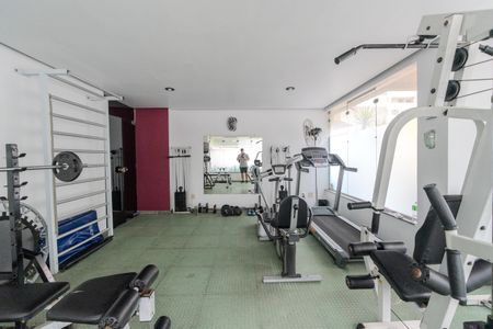 Apartamento para alugar com 60m², 2 quartos e 2 vagas Apartamento para alugar com 60m², 2 quartos e 2 vagasÁrea comum - Academia