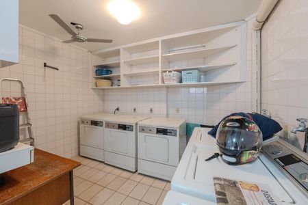 Apartamento para alugar com 60m², 2 quartos e 2 vagas Apartamento para alugar com 60m², 2 quartos e 2 vagasLavanderia