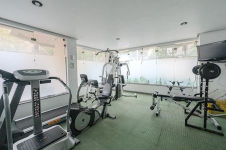 Apartamento para alugar com 60m², 2 quartos e 2 vagas Apartamento para alugar com 60m², 2 quartos e 2 vagasÁrea comum - Academia