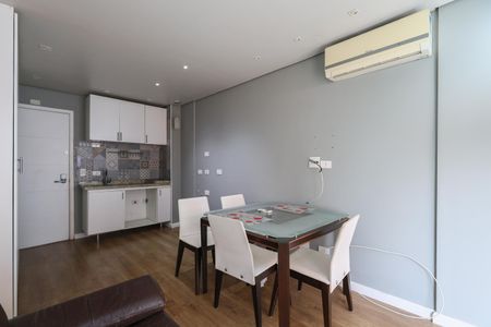 Sala de apartamento para alugar com 1 quarto, 31m² em Panamby, São Paulo
