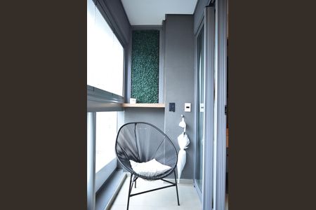 Varanda de apartamento à venda com 1 quarto, 18m² em Pinheiros, São Paulo