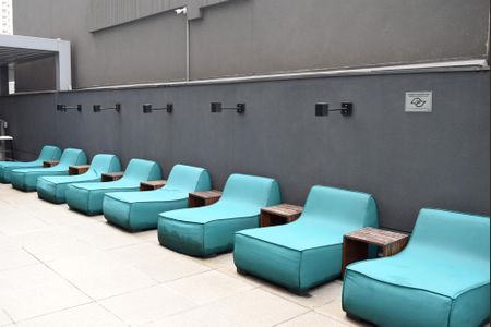 Apartamento à venda com 18m², 1 quarto e sem vagaPiscina