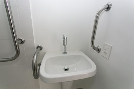 Studio para alugar com 26m², 1 quarto e sem vaga Studio para alugar com 26m², 1 quarto e sem vagaBanheiro