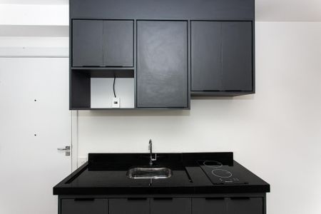 Studio para alugar com 26m², 1 quarto e sem vaga Studio para alugar com 26m², 1 quarto e sem vagaCozinha - Armários