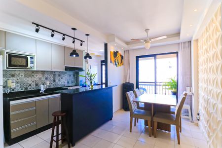 Sala de apartamento à venda com 3 quartos, 67m² em Del Castilho, Rio de Janeiro