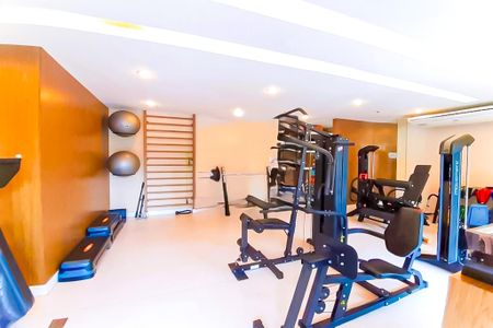 Apartamento à venda com 67m², 3 quartos e 1 vaga Apartamento à venda com 67m², 3 quartos e 1 vagaÁrea comum - Academia