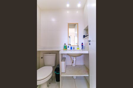 Apartamento à venda com 67m², 3 quartos e 1 vaga Apartamento à venda com 67m², 3 quartos e 1 vagaBanheiro da Suíte 3