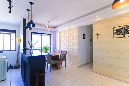 Sala de apartamento à venda com 3 quartos, 67m² em Del Castilho, Rio de Janeiro