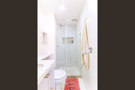Apartamento à venda com 67m², 3 quartos e 1 vaga Apartamento à venda com 67m², 3 quartos e 1 vagaBanheiro Social