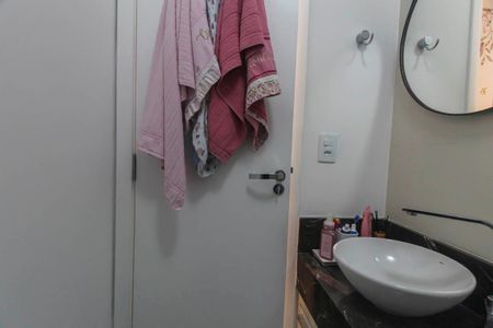 Casa à venda com 240m², 3 quartos e 2 vagasBanheiro da Suíte 3