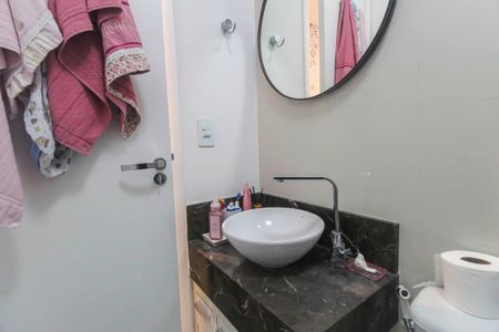 Casa à venda com 240m², 3 quartos e 2 vagasBanheiro da Suíte 3