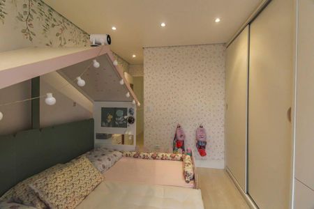 Casa à venda com 240m², 3 quartos e 2 vagasSuite 3