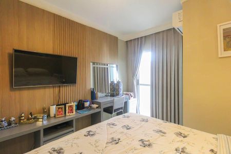 Casa à venda com 240m², 3 quartos e 2 vagasSuite 1
