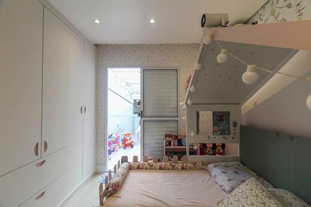 Casa à venda com 240m², 3 quartos e 2 vagasSuite 3