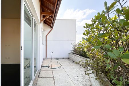 Apartamento para alugar com 120m², 2 quartos e 1 vagaSacada
