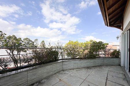 Apartamento para alugar com 120m², 2 quartos e 1 vagaSacada