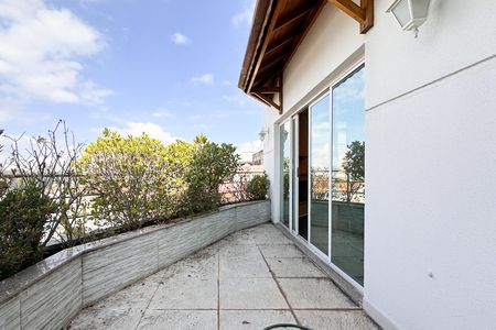 Apartamento para alugar com 120m², 2 quartos e 1 vagaSacada