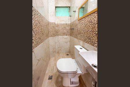 Apartamento para alugar com 120m², 2 quartos e 1 vagaLavabo