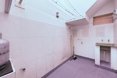 Apartamento para alugar com 120m², 2 quartos e 1 vagaÁrea de Serviço