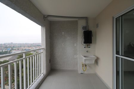 Apartamento para alugar com 43m², 2 quartos e 1 vaga Apartamento para alugar com 43m², 2 quartos e 1 vagaVaranda e Área de Serviço