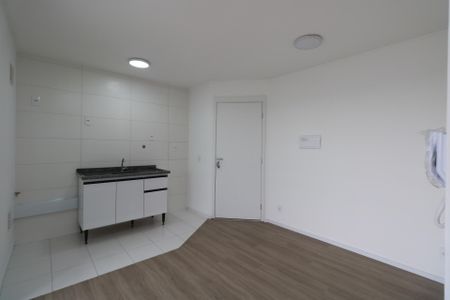 Apartamento para alugar com 43m², 2 quartos e 1 vaga Apartamento para alugar com 43m², 2 quartos e 1 vagaSala e Cozinha