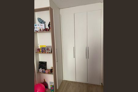 Casa de condomínio à venda com 76m², 2 quartos e 2 vagasQuarto 