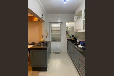 Cozinha de casa de condomínio para alugar com 2 quartos, 76m² em Vila Bela, São Paulo
