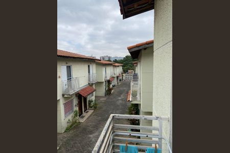 Casa de condomínio à venda com 76m², 2 quartos e 2 vagasVaranda