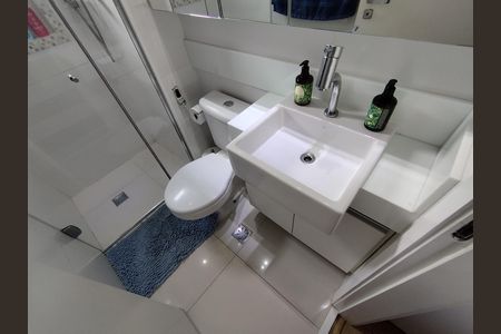 Apartamento à venda com 113m², 3 quartos e 2 vagas Apartamento à venda com 113m², 3 quartos e 2 vagasBanheiro social