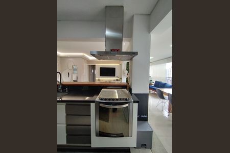 Apartamento à venda com 113m², 3 quartos e 2 vagas Apartamento à venda com 113m², 3 quartos e 2 vagasCozinha - Armários
