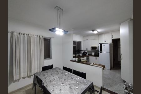 Apartamento à venda com 113m², 3 quartos e 2 vagas Apartamento à venda com 113m², 3 quartos e 2 vagasSala de Jantar