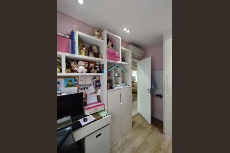 Apartamento à venda com 113m², 3 quartos e 2 vagas Apartamento à venda com 113m², 3 quartos e 2 vagasQuarto