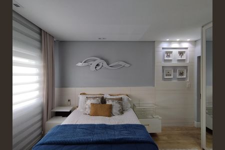 Suíte  de apartamento à venda com 3 quartos, 113m² em Vila Gumercindo, São Paulo